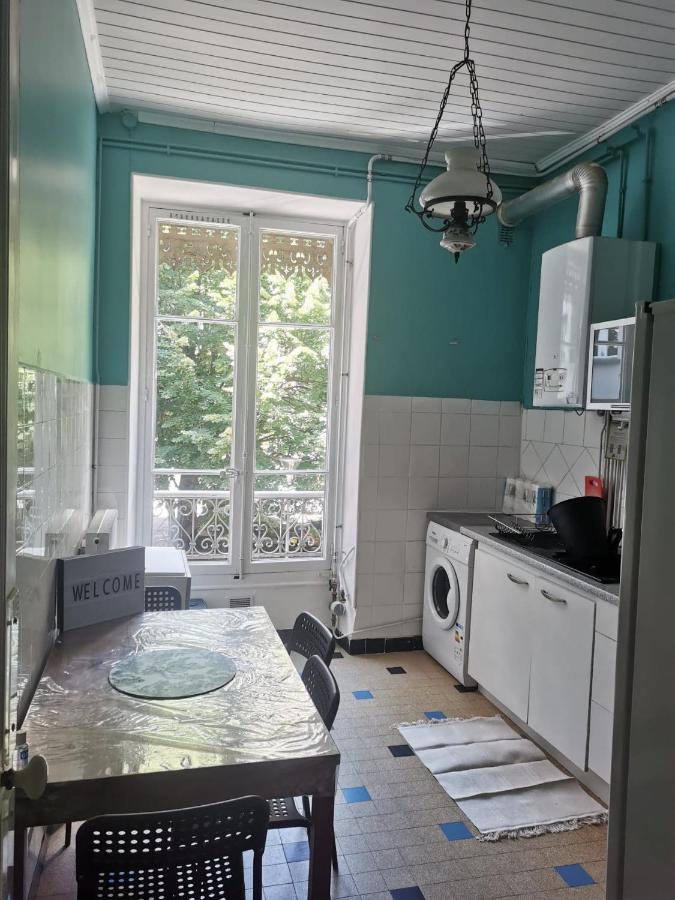 גרנובל Bel Appartement Charme Ancien Dans Quartier Anime מראה חיצוני תמונה